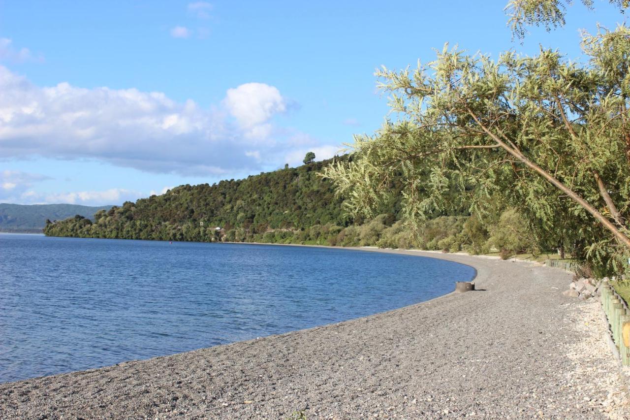 Bram'S Bach Villa Taupo Eksteriør billede