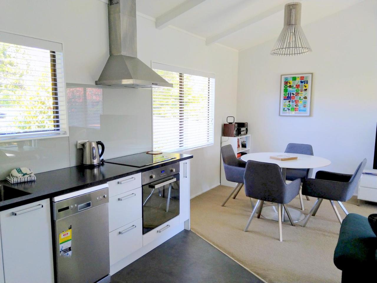 Bram'S Bach Villa Taupo Eksteriør billede