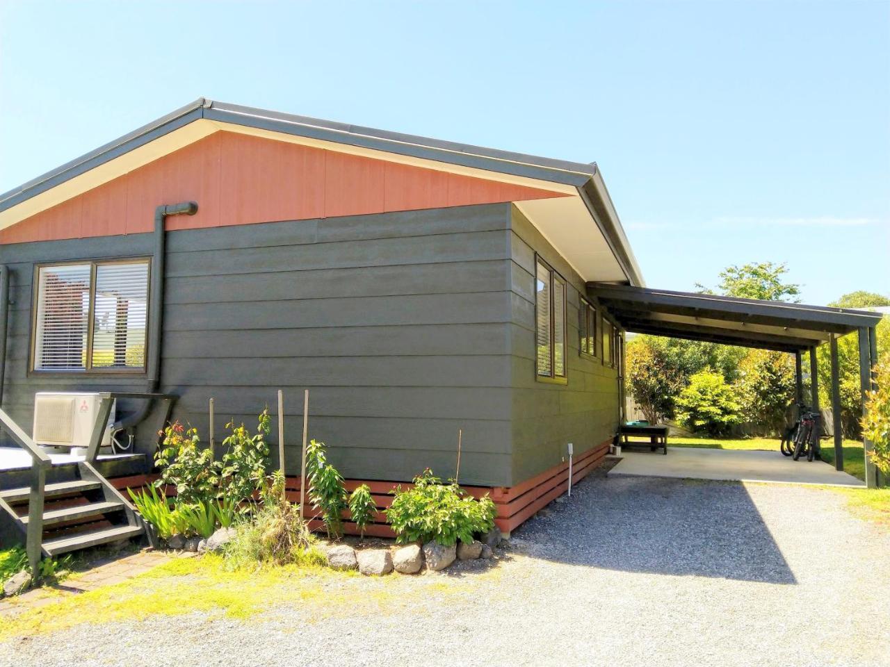 Bram'S Bach Villa Taupo Eksteriør billede