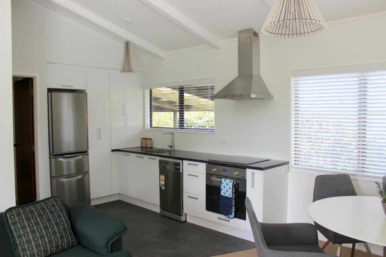 Bram'S Bach Villa Taupo Eksteriør billede