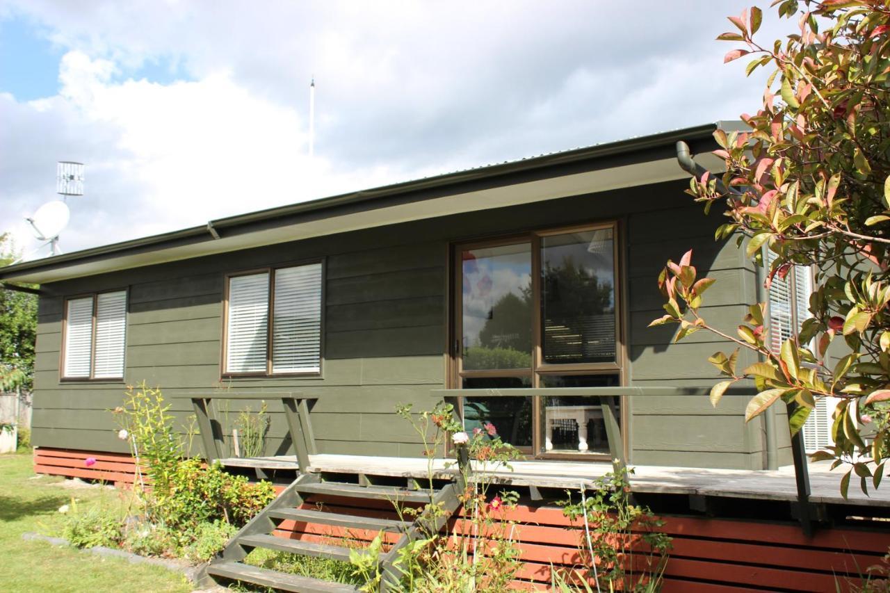 Bram'S Bach Villa Taupo Eksteriør billede