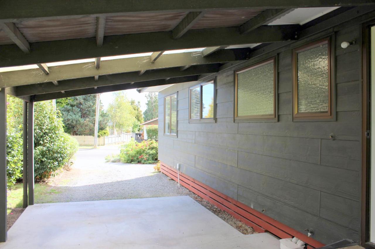 Bram'S Bach Villa Taupo Eksteriør billede