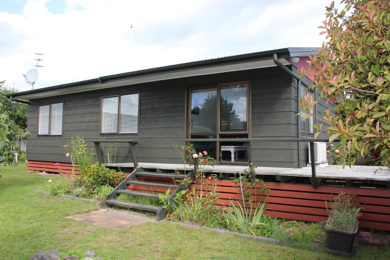 Bram'S Bach Villa Taupo Eksteriør billede
